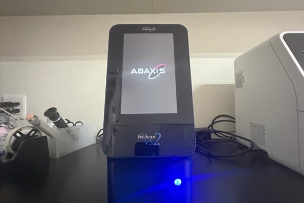 血液生化学分析装置 VetScanのイメージ
